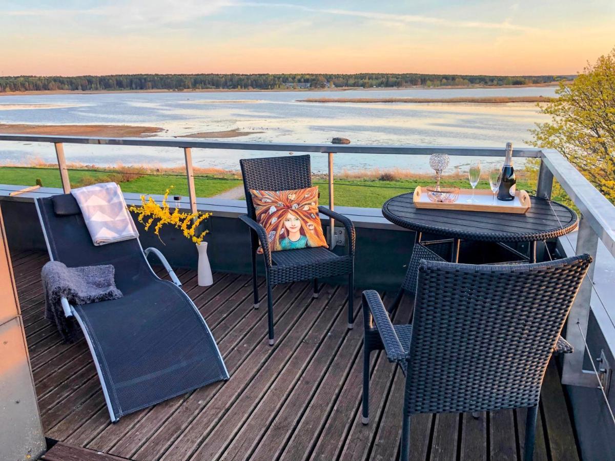 Sunset Dream Apartment With A Panoramic Seaview Haapsalu Extérieur photo