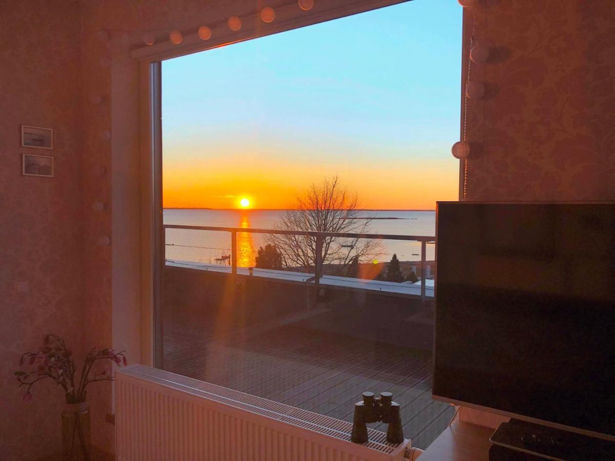 Sunset Dream Apartment With A Panoramic Seaview Haapsalu Extérieur photo